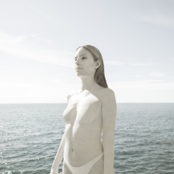 Hèn Tò Pan, Veronica Acunto