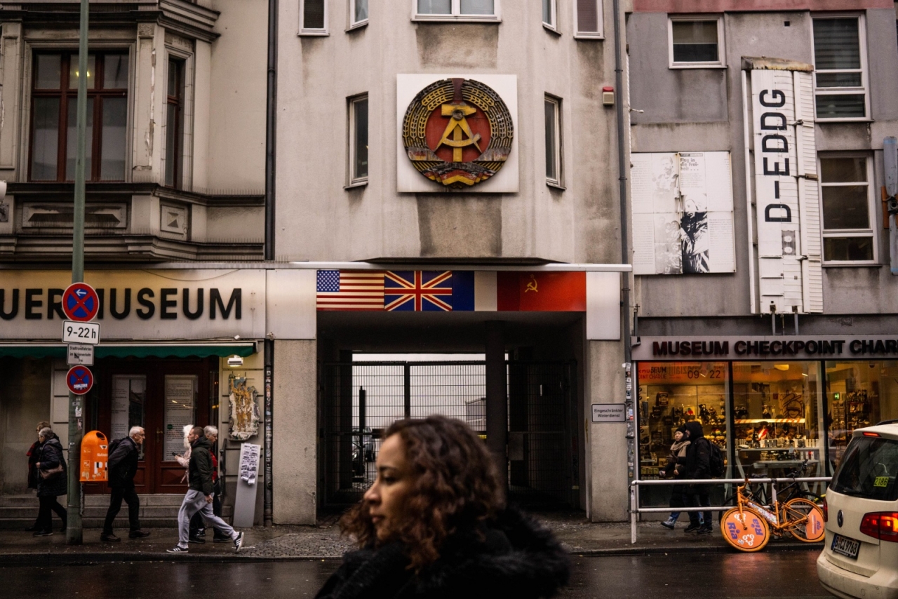 Berlin Waves